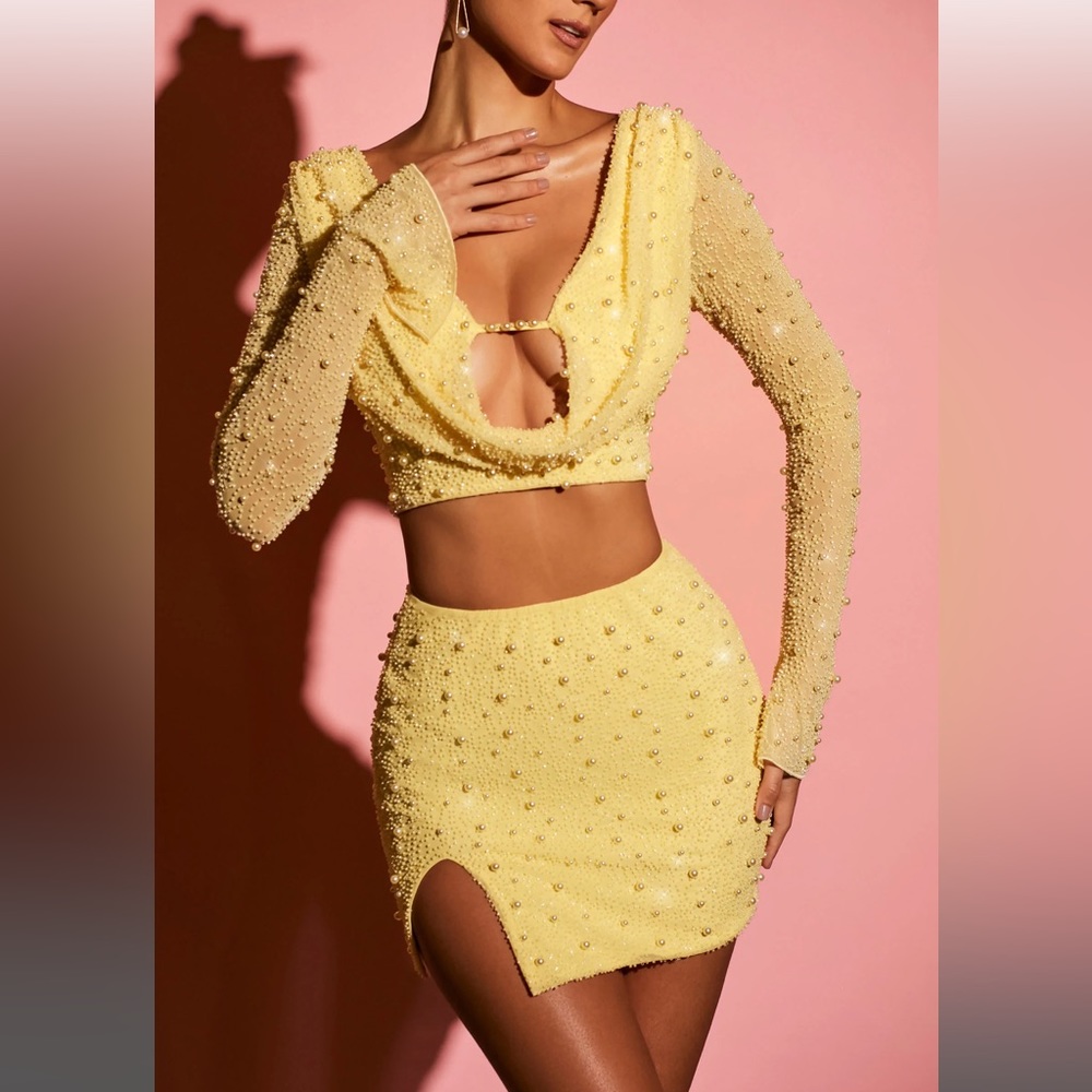Oh polly gold set! Worn once. Perfect condition.